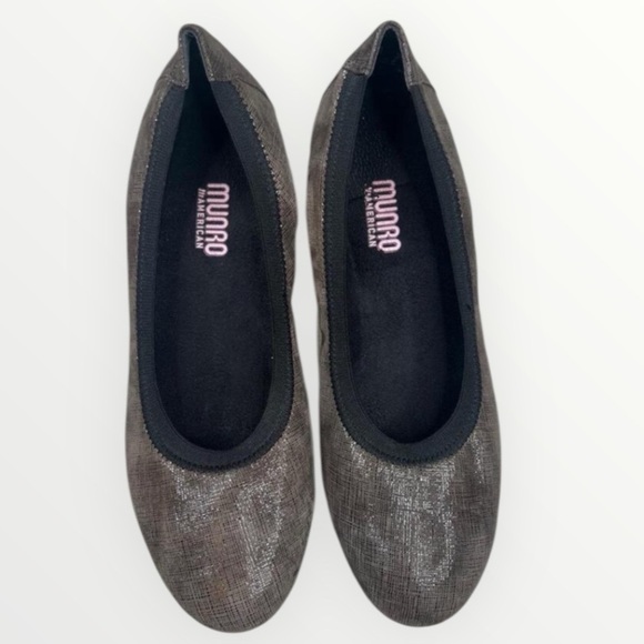 Munro Brown Gray Textured Surface Leather Slip On Flats Womens Shoes Size 9 - Picture 1 of 12